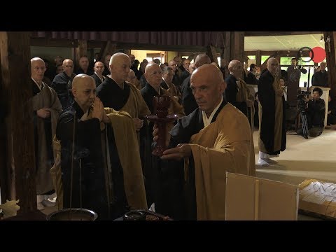 Cérémonie pour Maître Taisen Deshimaru à l'occasion des 50ans du zen en Europe