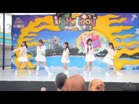 SKOOLBAGE - Cover K-POPS (RedVelVet) - Happiness(Remix) + Ice Cream Cake @Siam Park City