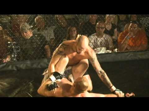 Brian Green,  WWFC 7 , Midleweight Championship