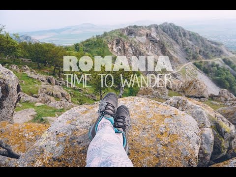 Romania: Muntii Macin si Tara Luanei