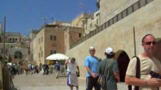 Sounds of the Wailing Wall.