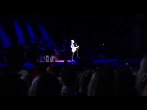 Willie Nelson - The Party's Over @ The Rose Music Center (07.11.17)