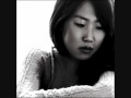 Susie Suh - Feather In The Wind 