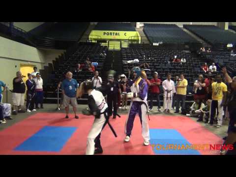 Raelynn Perkins vs Robyn Lebuffe at Gator Nationals 2013