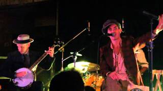 Nobraino live Savignano SIFEST - Lo scrittore ACUSTICO (n.b.RN fan club)
