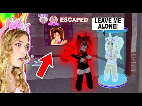 She Was The ONLY ONE Who SAVED ME In Flee The Facility! (Roblox)
