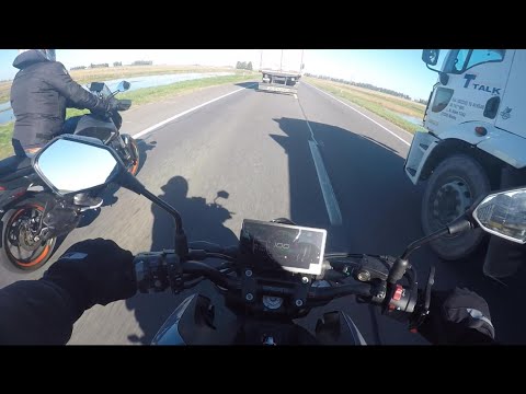 Ruta a Tandil Parte #:1 Cfmoto NK 300 a toda velocidad entre camiones y viento
