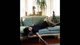 Nicole Atkins - Carouselle