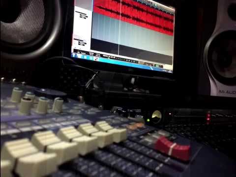 D62 - Klapki na oczach