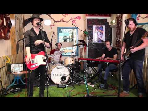 The Fratellis - Baby Don't You Lie To Me (Live)