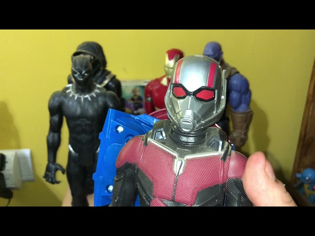 Vídeo relacionado con AVENGERS Peluche 38cm con Sonido de Capitan ¡Merica