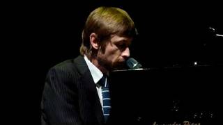 The Divine Comedy - Neil Hannon solo - Montpellier Sept 24th 2011 1/8