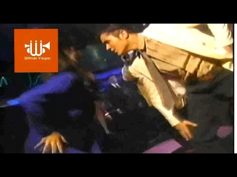 Wilfrido Vargas El Baile del Perrito  Video Clip Oficial