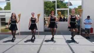 IRISH TREBLE DANZA IRLANDESA Brujas