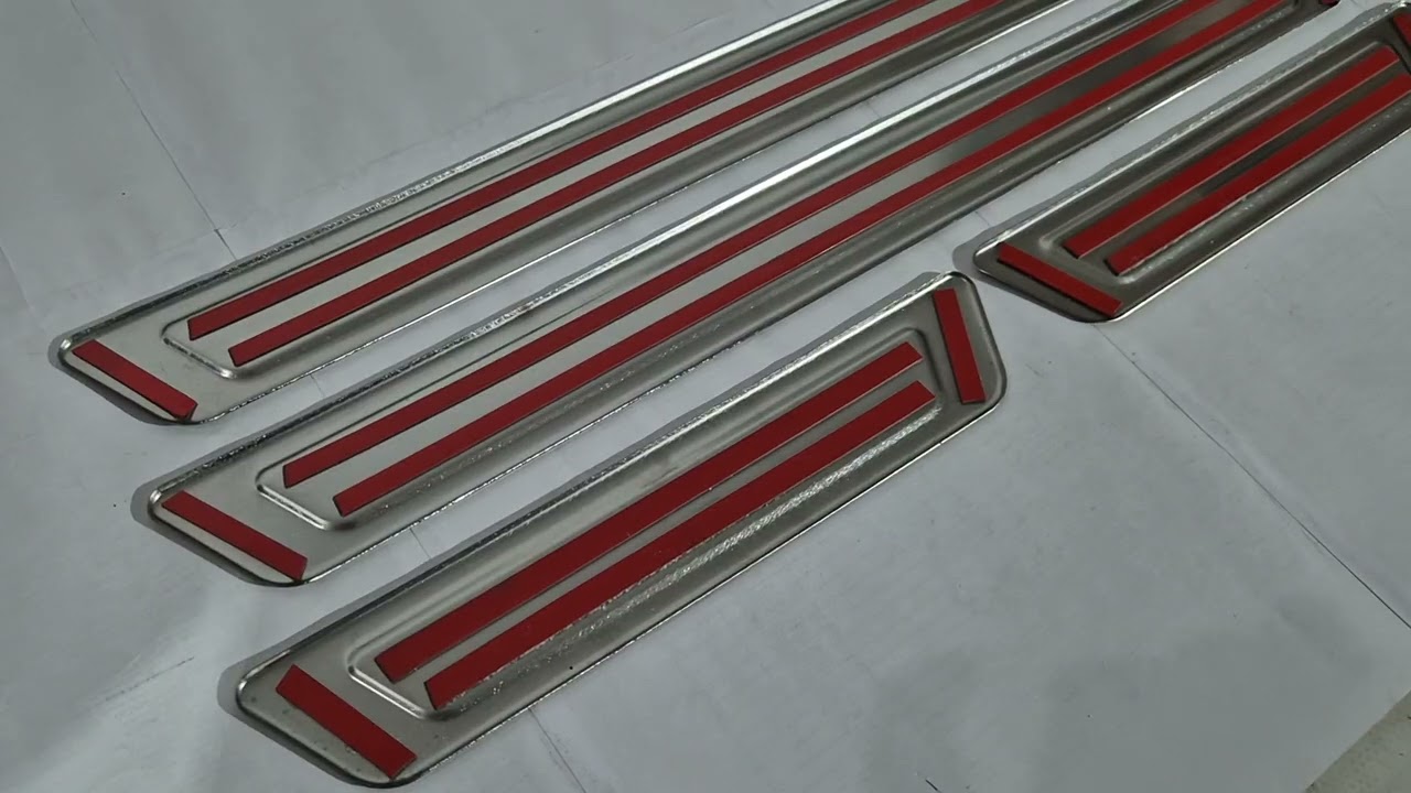 Универсальные накладки на пороги Opel V-1 (4 шт., нержавейка) Video 1