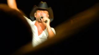 Tim McGraw - Keep On Truckin&#39; - Allentown, PA (8/29/14)