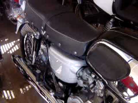 360º crank 1965 Honda CB450 Black Bomber starting & revving