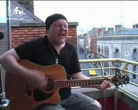 STEVE DUFFY - TO BE FREE (BalconyTV)