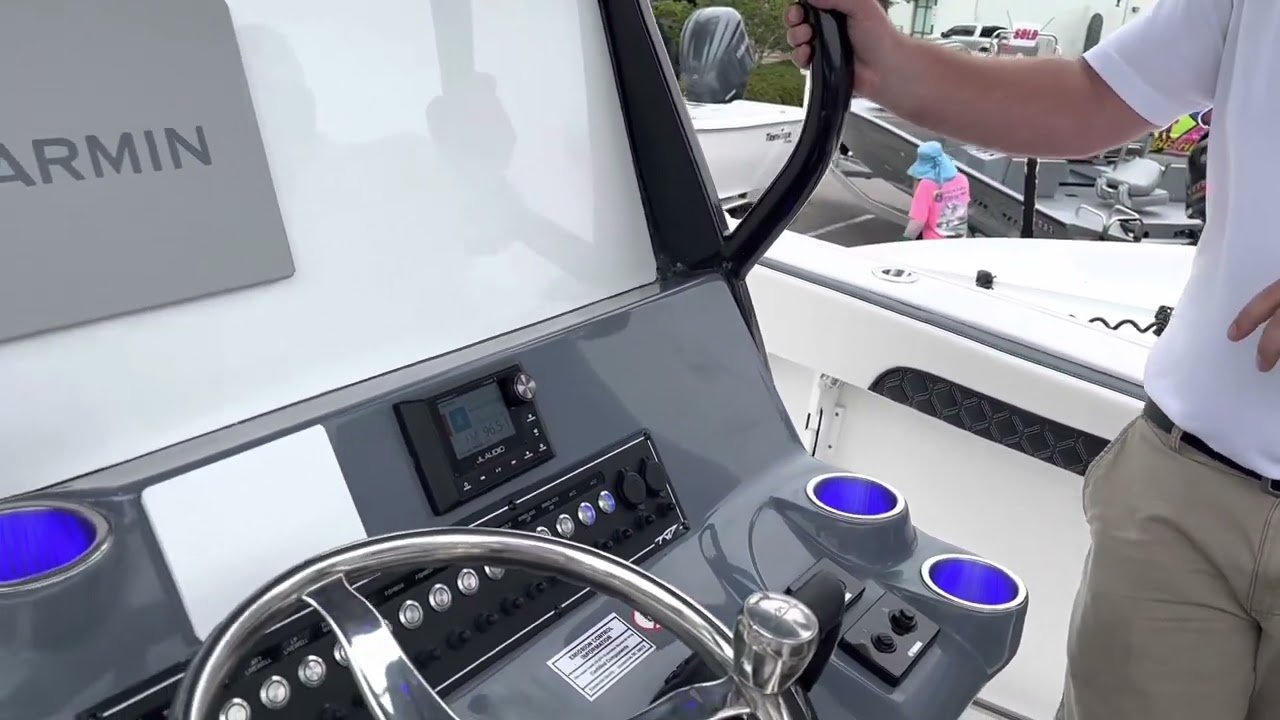 Tidewater 282CC Bluewater - Review