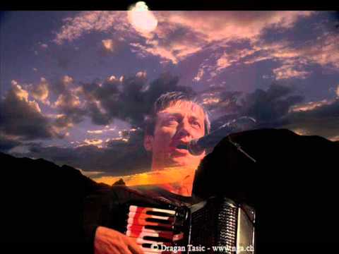 MUSTAFA  SANTIC   i  Sevdi Mustafa  Bend   -     Mujo  kuje   ..