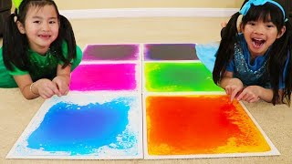 Emma &amp; Jannie Pretend Play Learn Colors w/ Fun Colorful Playmat for Kids