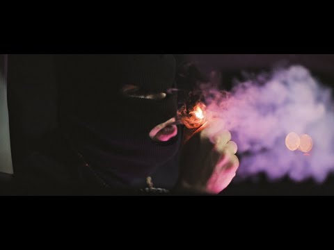 VOYAG - NEVNÍMÁM OKOLÍ (prod.fewtile) OFFICIAL VIDEO