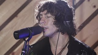 Barns Courtney – &quot;99&quot; (LIVE)