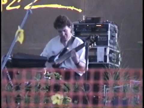 Dave Lowrey Run For Cover Slap Solo Clearwater Jazz Festival 94.wmv