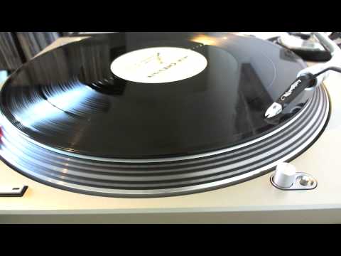 Mia Chevais-Slow jam