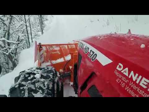 zetor crystal 170 hd am schneeräumen