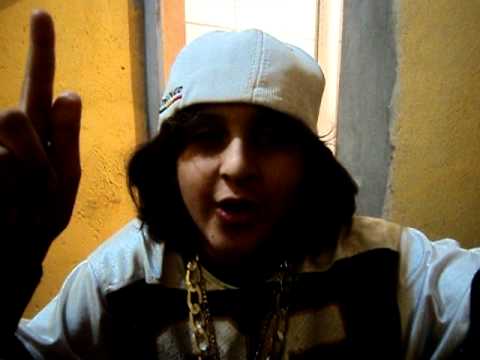 MC Yuri no cartola show bar