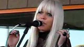 Kerli- Butterfly Cry (acoustic Live in Orem, Utah)