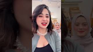 Download lagu Dewi Perssik live di Instagram mp3