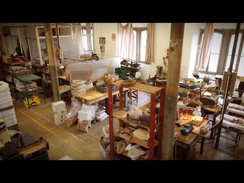 Talamona di Paolo Croci - Produzione Pipe // L' interno dell'azienda