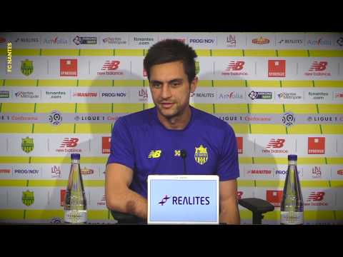 Kwateng et Tatarusanu avant FC Nantes - EA Guingamp