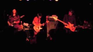 Breeders - Walk It Off (Live)