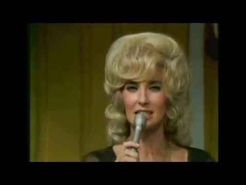 TAMMY WYNETTE - GOOD LOVIN'