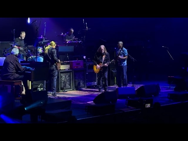 2025.04.15 - MSG - Aint Wasting Time No More