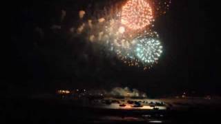 preview picture of video 'feux d'artifices  de la tranche sur mer partie1 le 14 juillet 2011'