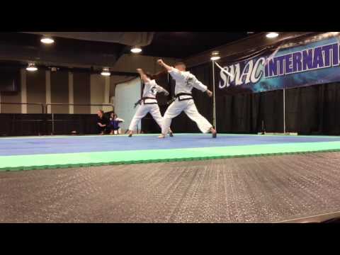 Matthew Hogan and Alexandra Seefeldt Syncro Traditional For