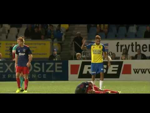 Horrible tackle in Eerste Divisie - Cambuur vd Jong Ajax!!!