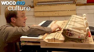 Looking for the perfect sound with the Piano Tuner Stefan Knüpfer