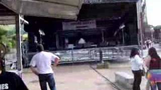 2 - En llegando, al bar