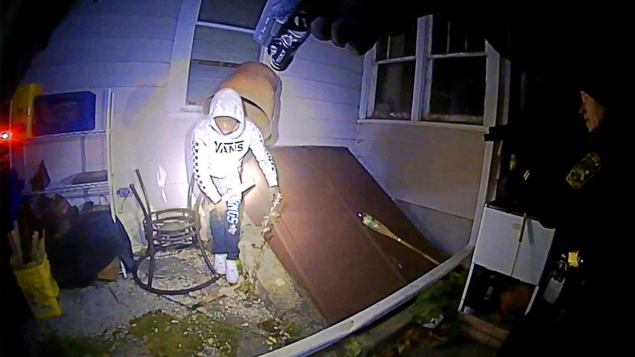 You Can’t Choose a Worse Hiding Spot Than This