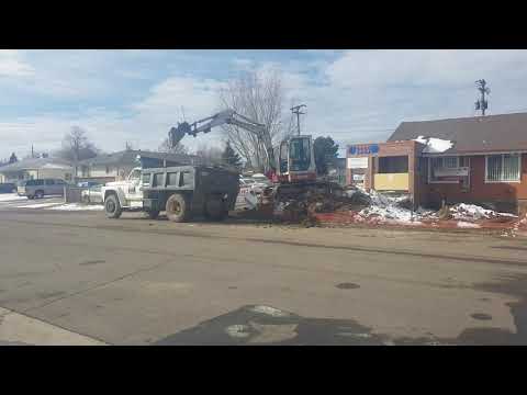 Tb53 takeuchi  excavating crawlspace