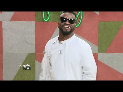 Tom London performs 'Tom London'