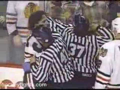 Vladimir Konstantinov vs Jim Cummins