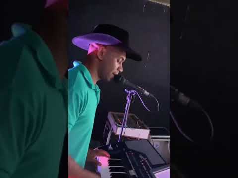 Show em Jenipapo de Minas,casa de Shows Eclipse e diversões.