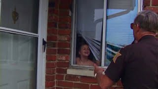 Cops Tv show Marion county Indiana. Mom locked out of the house. (1999).