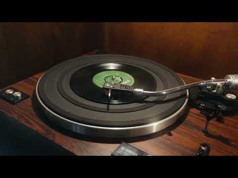 Kingsley Perera & Chorus: Colombo 7 (කොලඹ 7) Film: Segavrna Sevanella